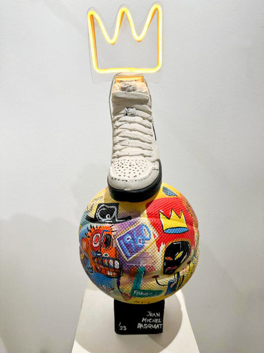 Nike King’s Crown Lighted Sculpture